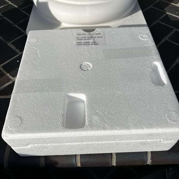 Set of 3 Ceramic Snowman Family Figurines Christmas Holiday Decor - Picture 6 of 17